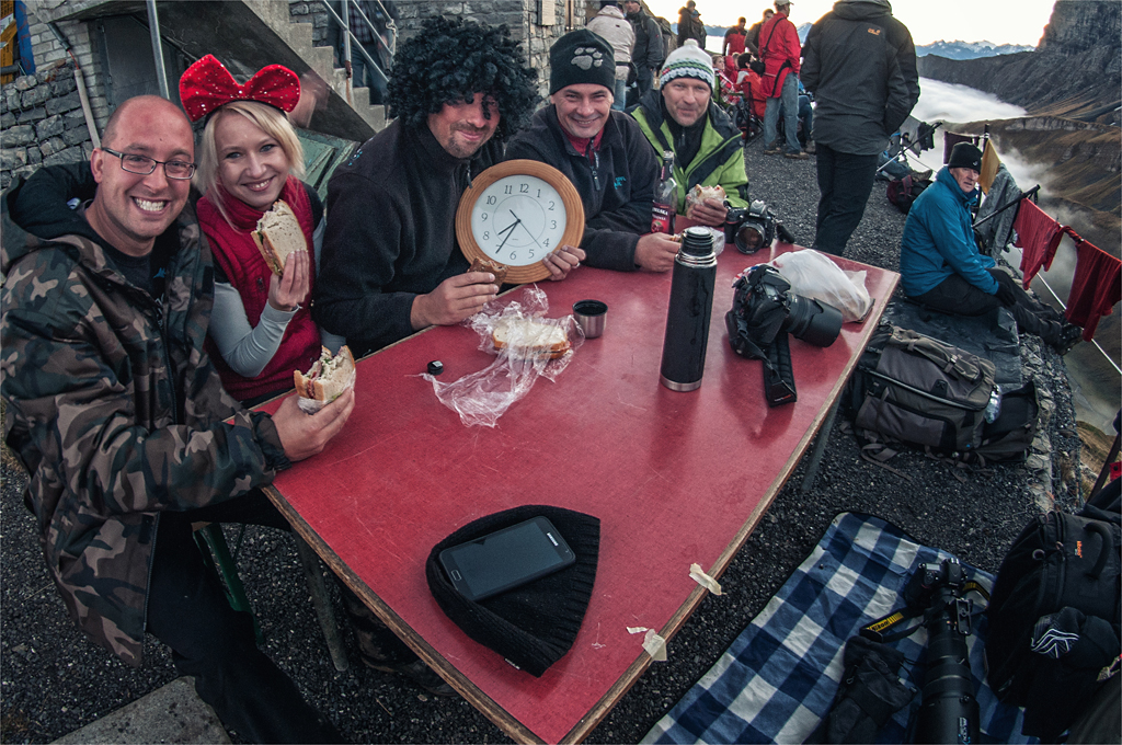 SPFL AIR-ACTION Team have funny breakfast (at Tiffany's?) during Axalp 2013­